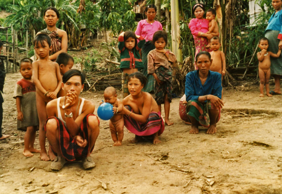 thailand-tribal-villagers-c